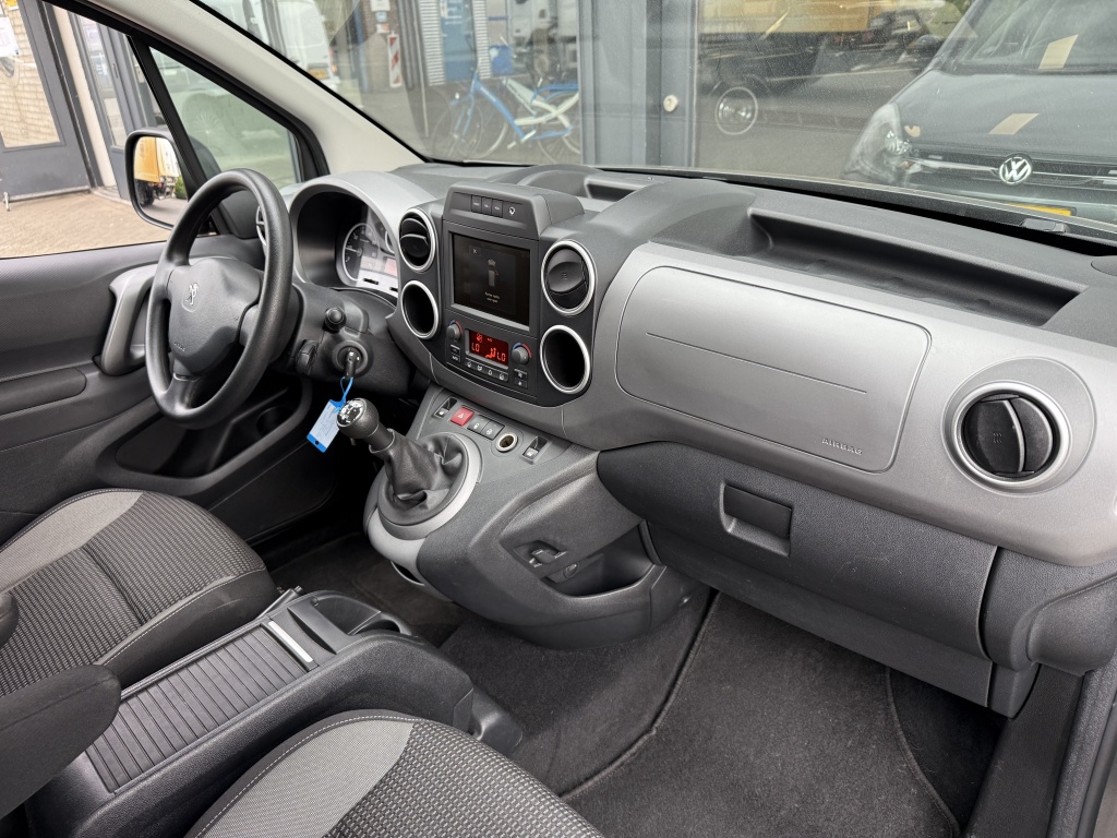Peugeot Peugeot
