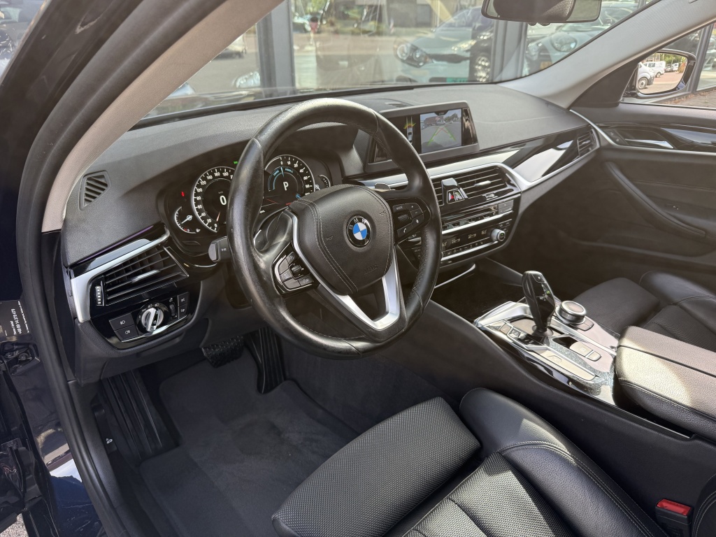 BMW BMW