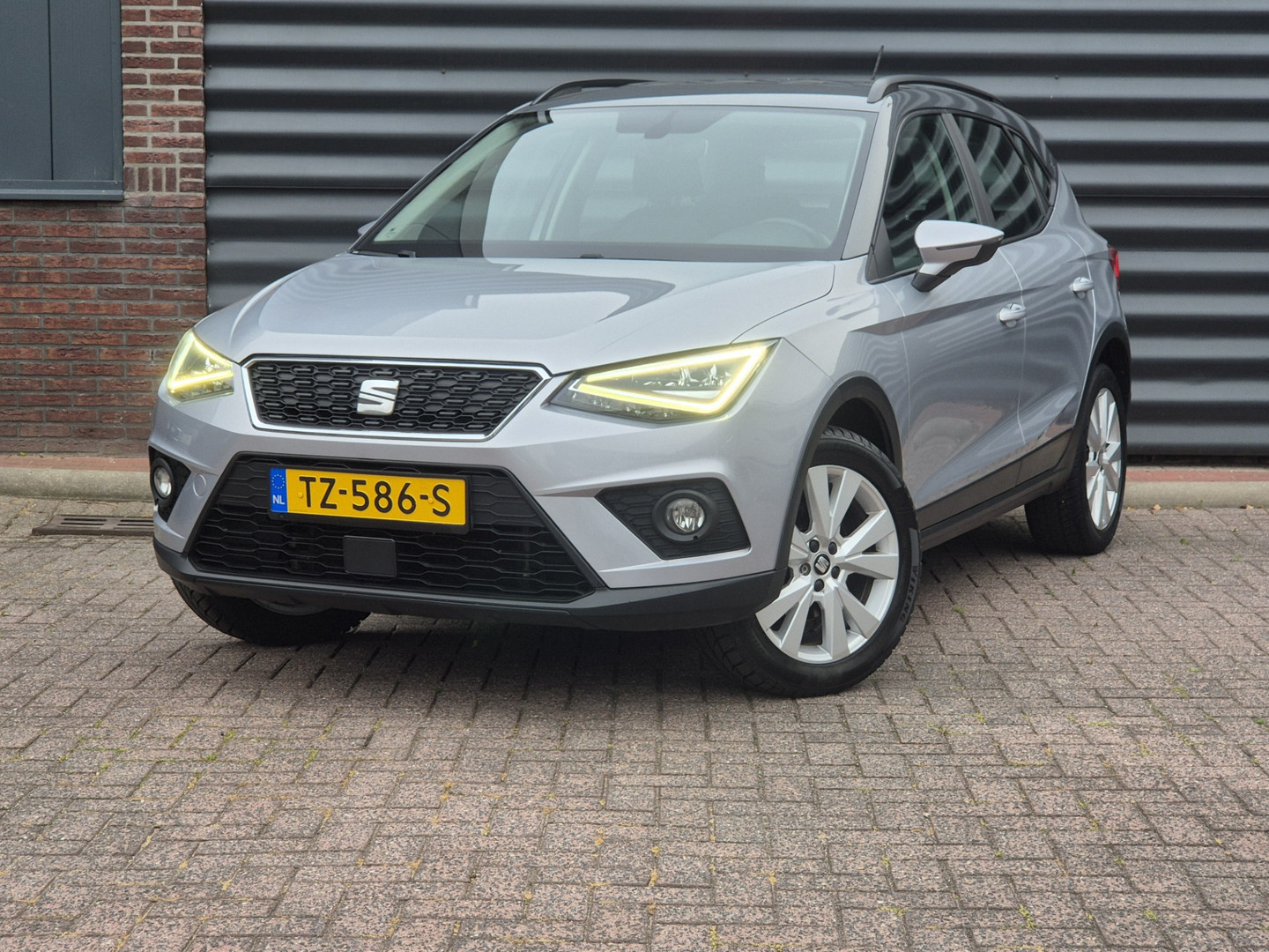 SEAT Arona 1.0 TSI Xcellence Business Intense bij autobedrijfwagtho | Bosch Car Service Wagtho