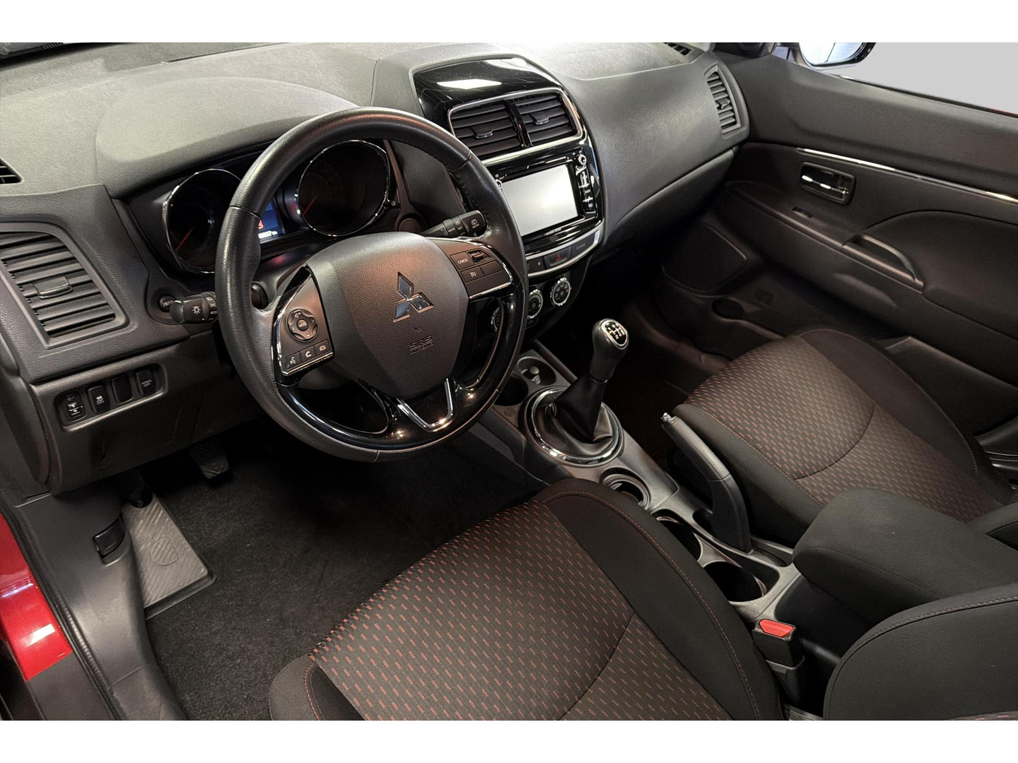 Mitsubishi Mitsubishi