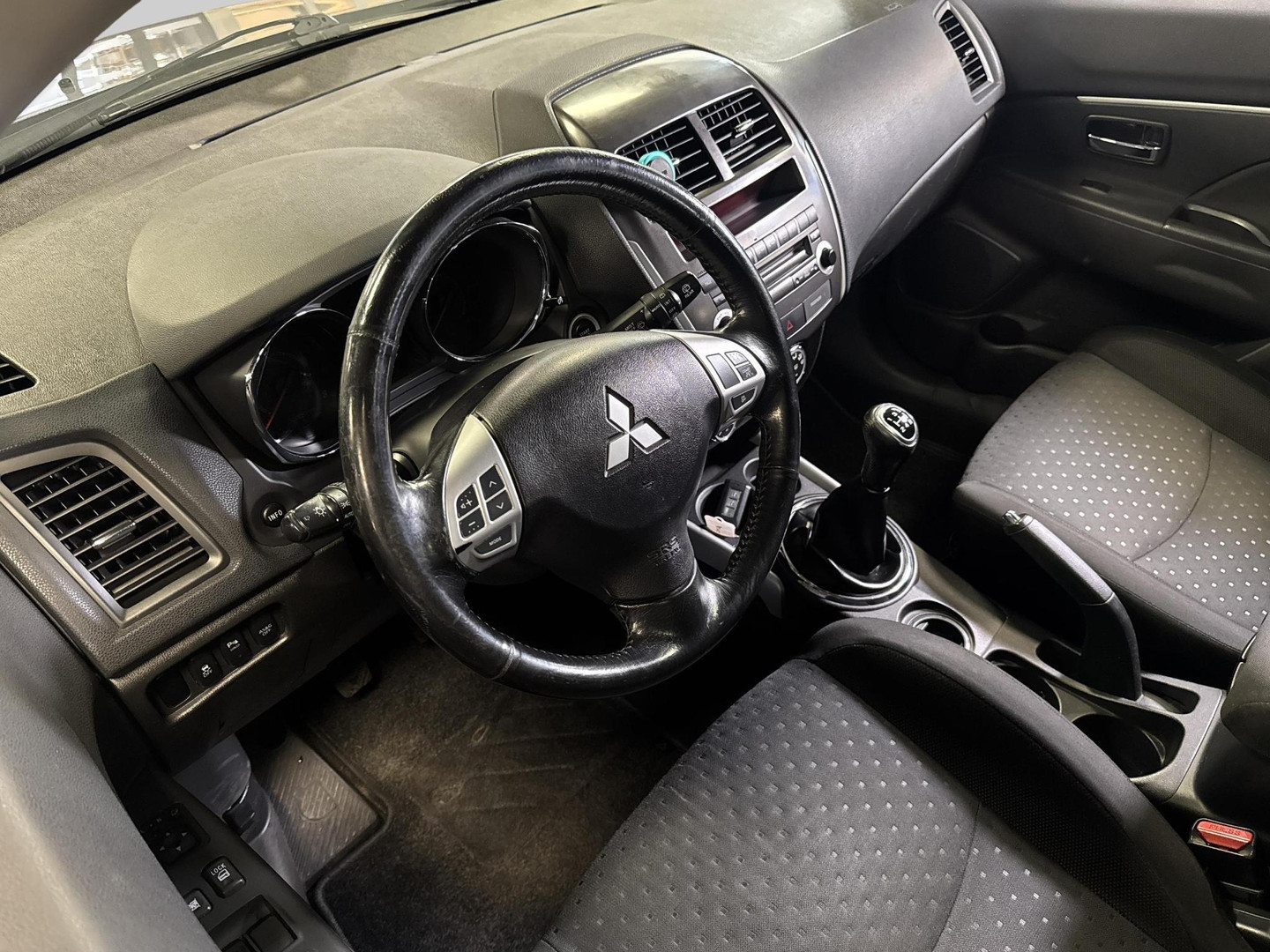 Mitsubishi Mitsubishi