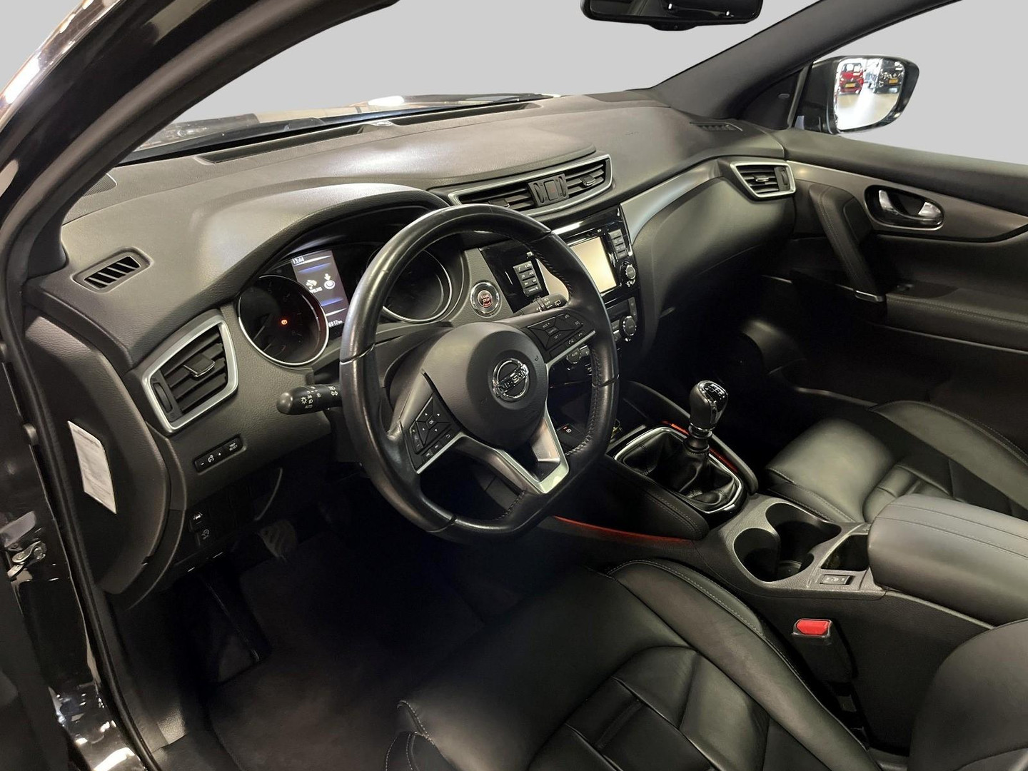 Nissan Nissan