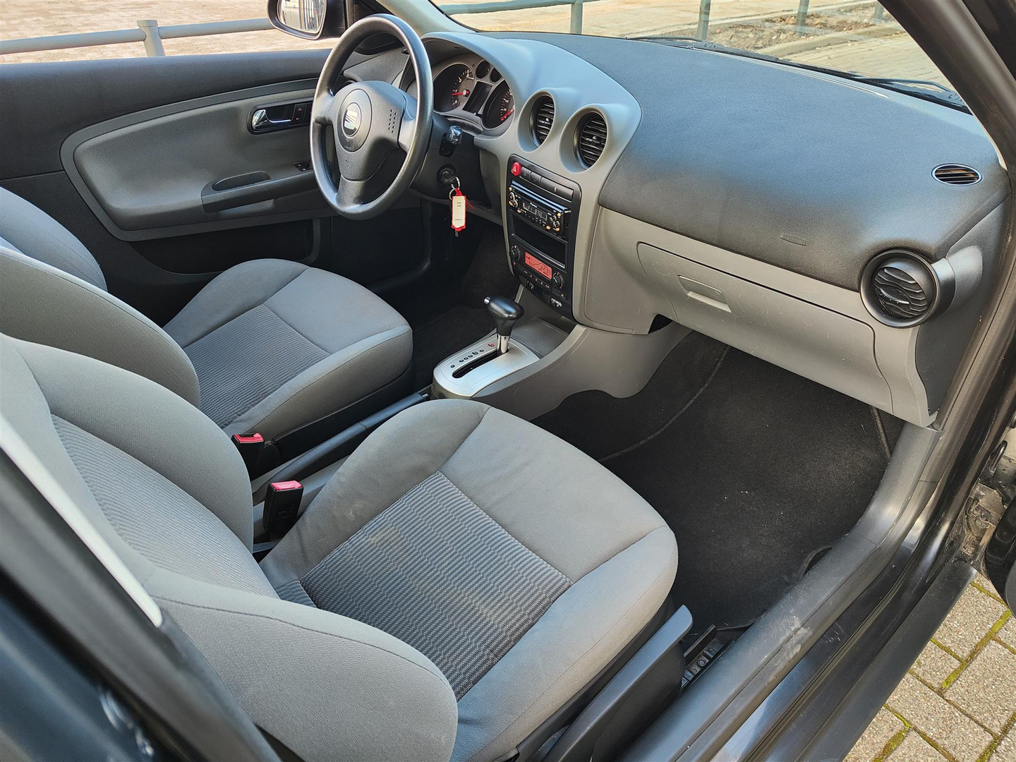 SEAT