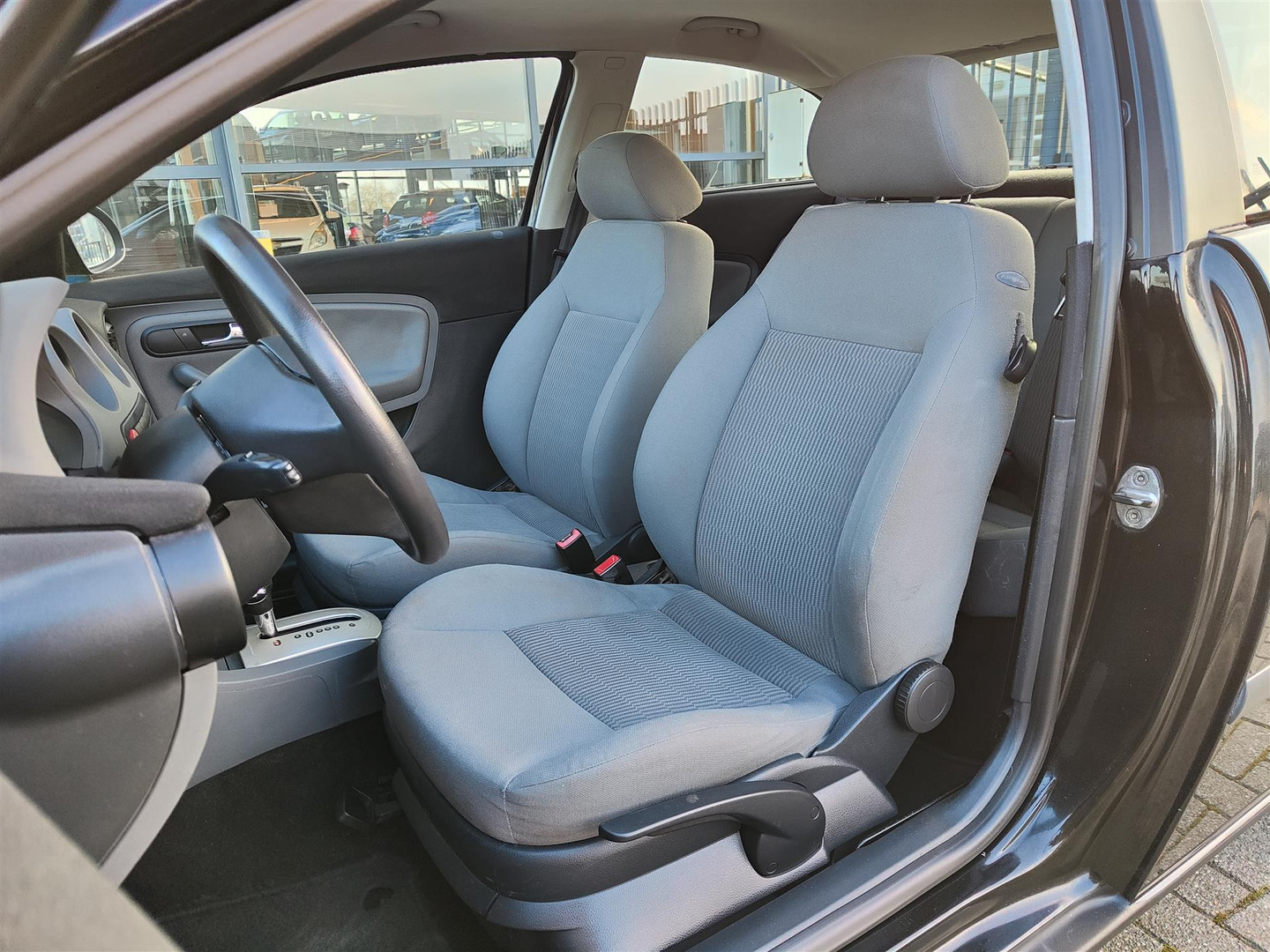 SEAT