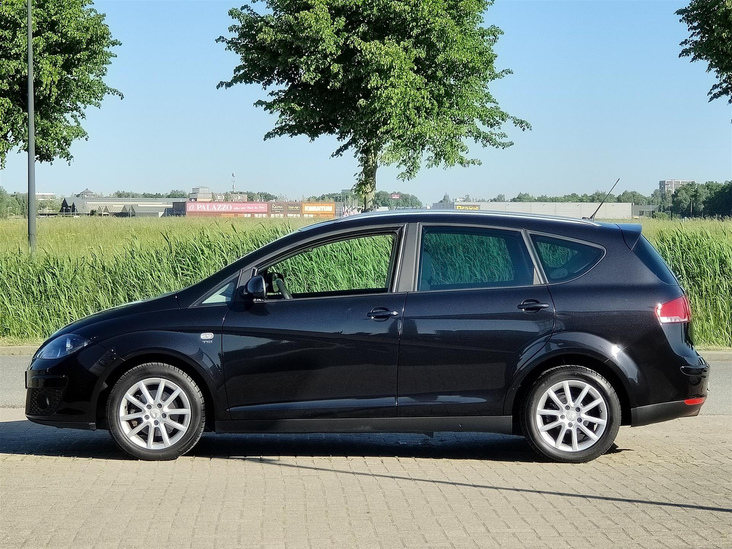 SEAT