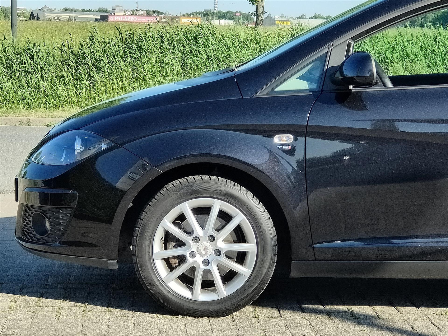 SEAT