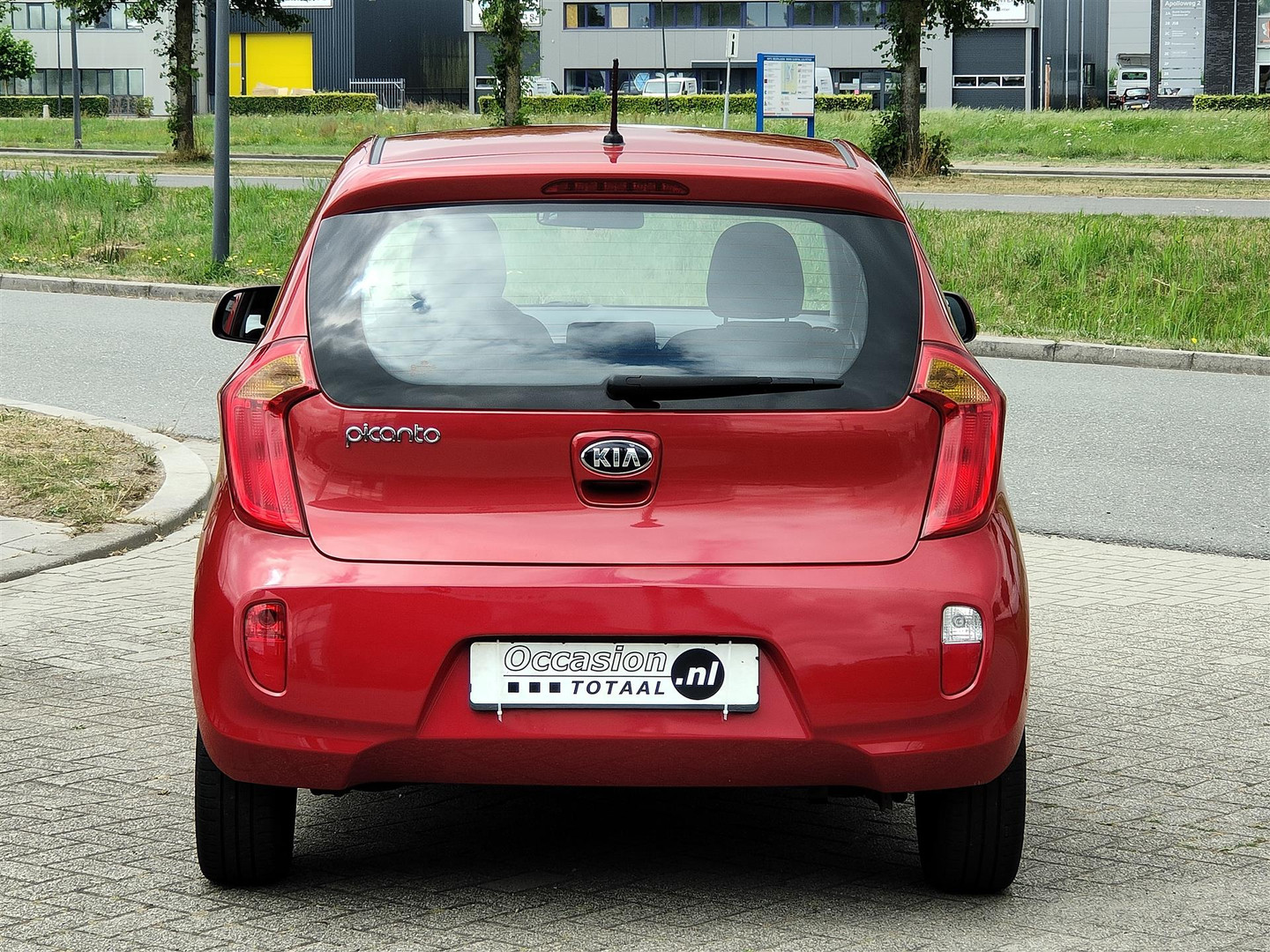 Kia