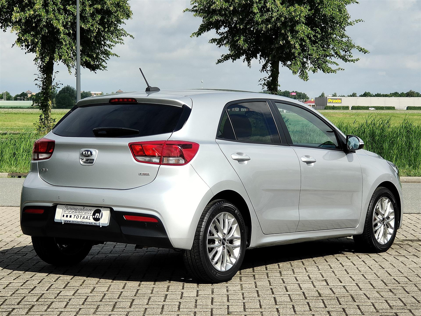 Kia