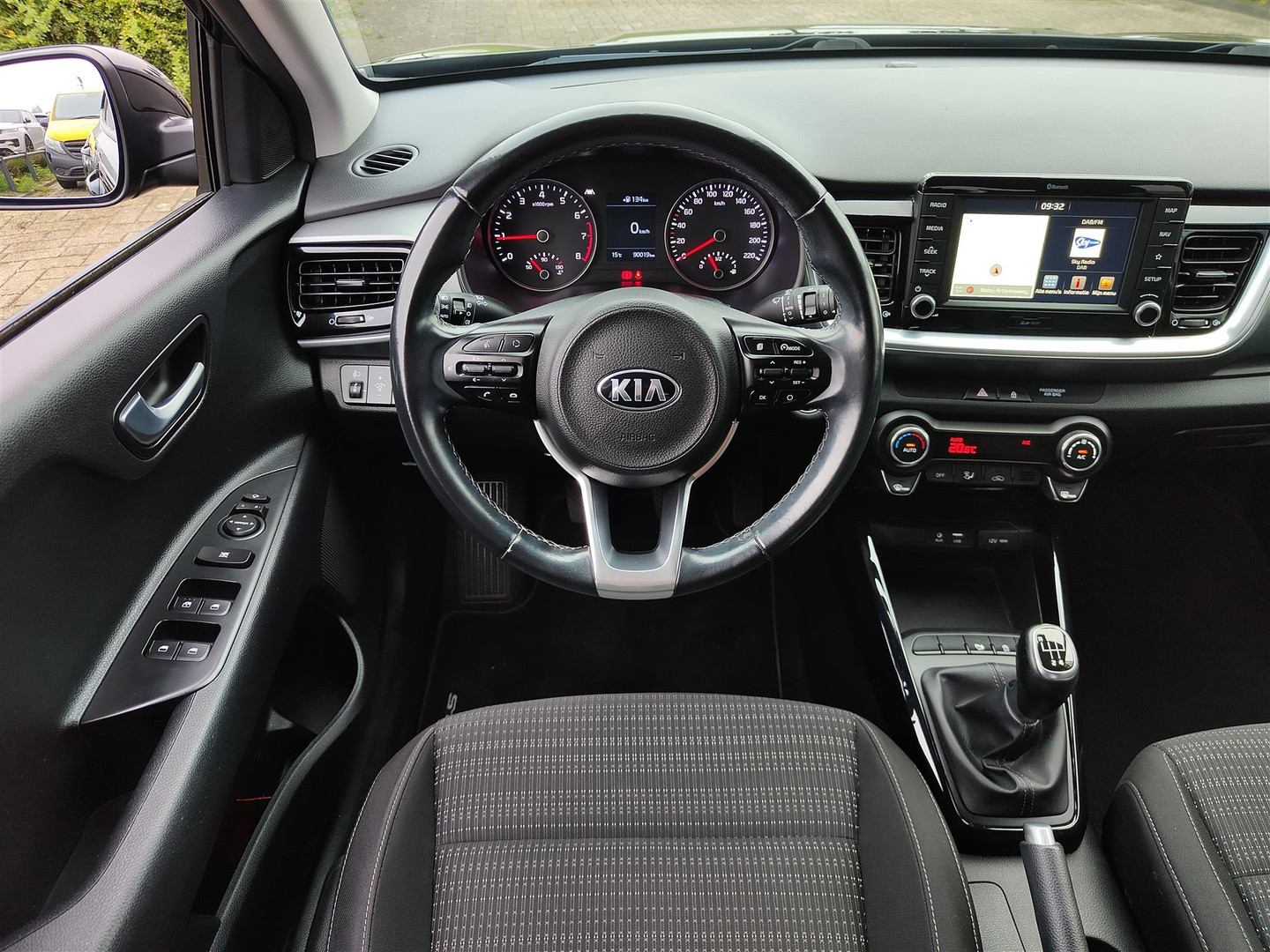 Kia