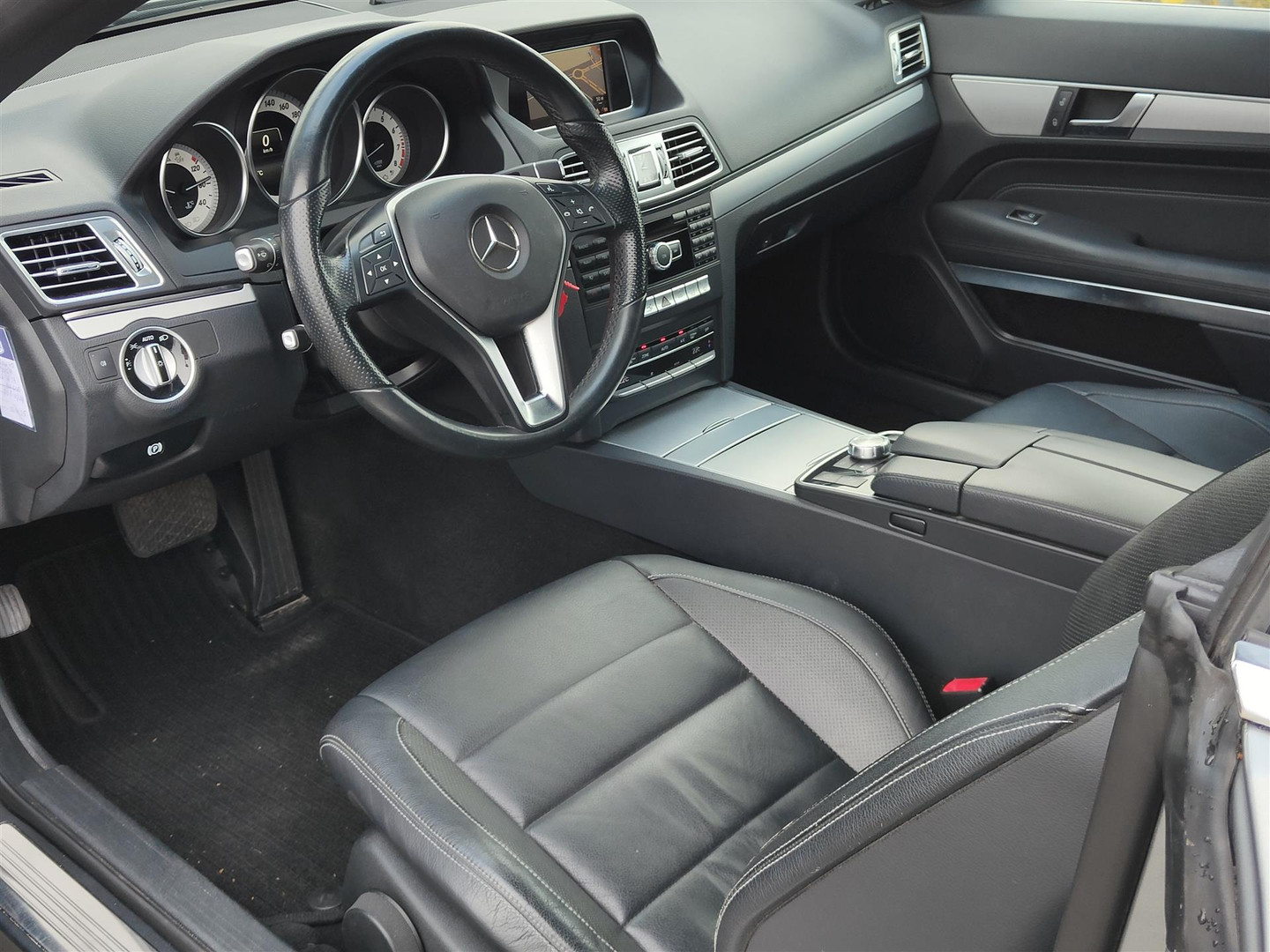 Mercedes-Benz Mercedes-Benz