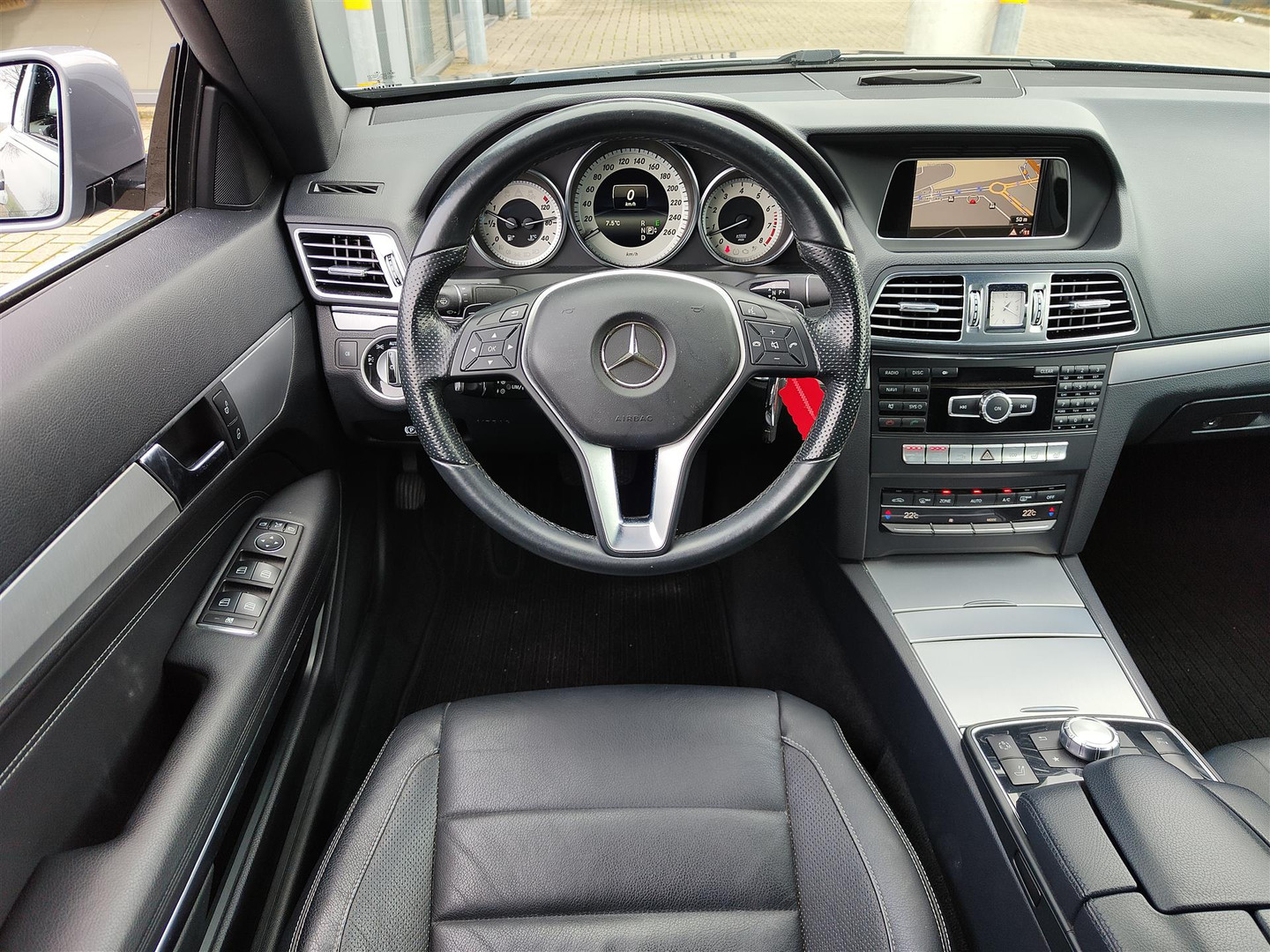 Mercedes-Benz Mercedes-Benz