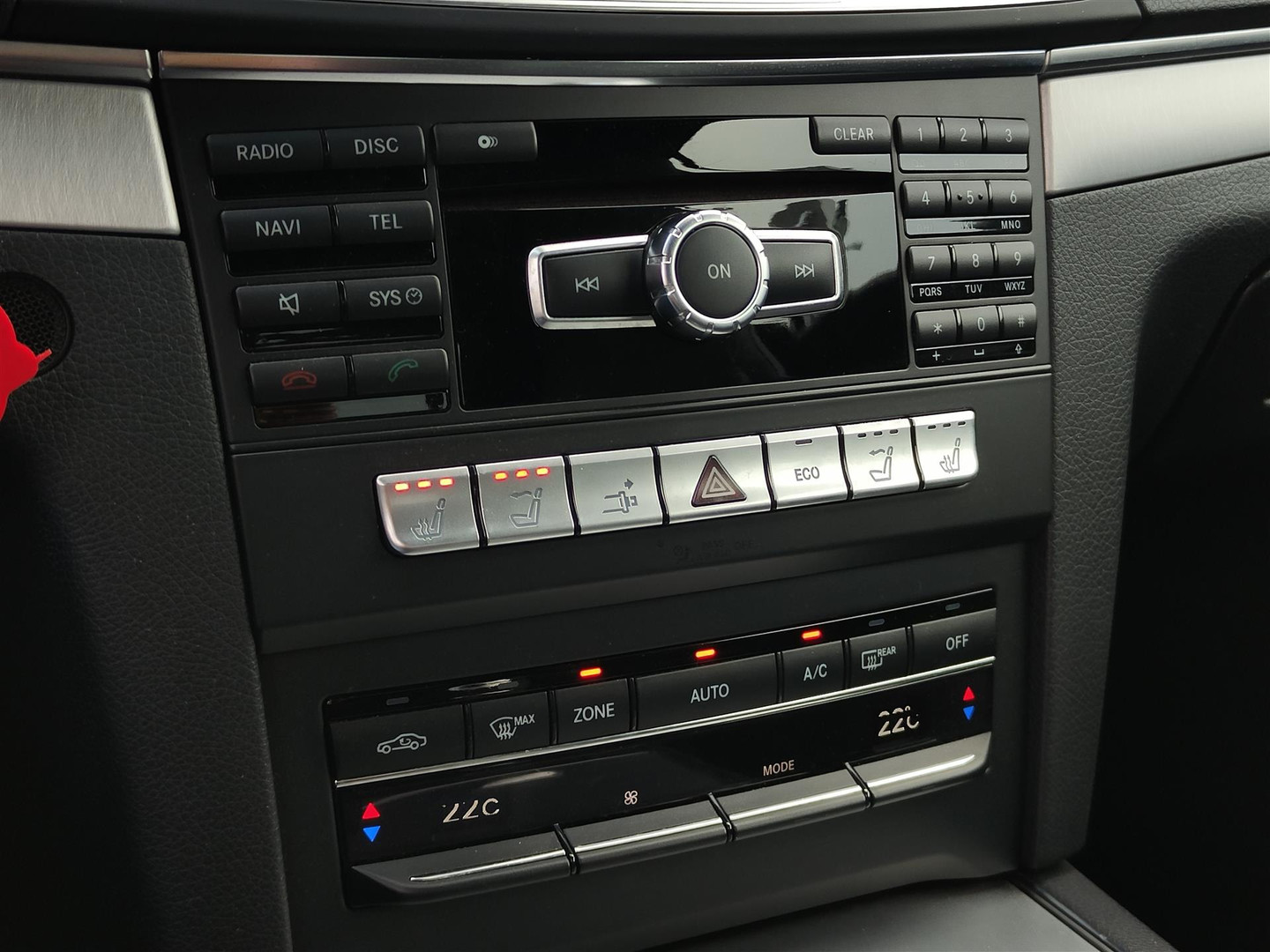 Mercedes-Benz Mercedes-Benz