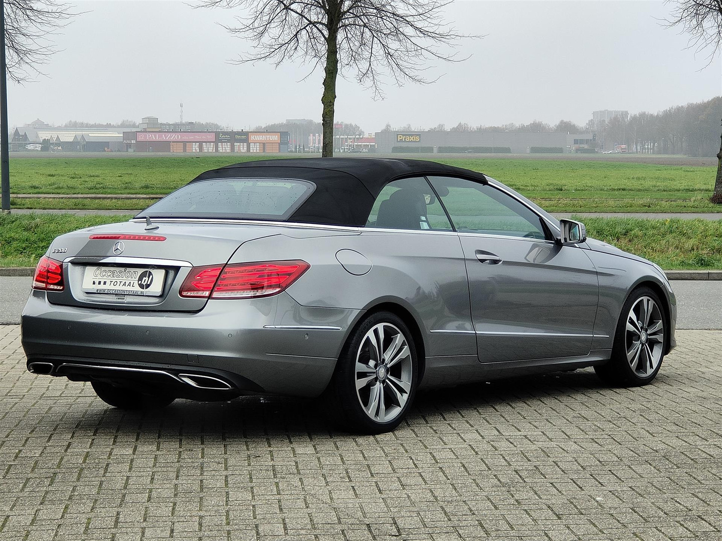 Mercedes-Benz Mercedes-Benz