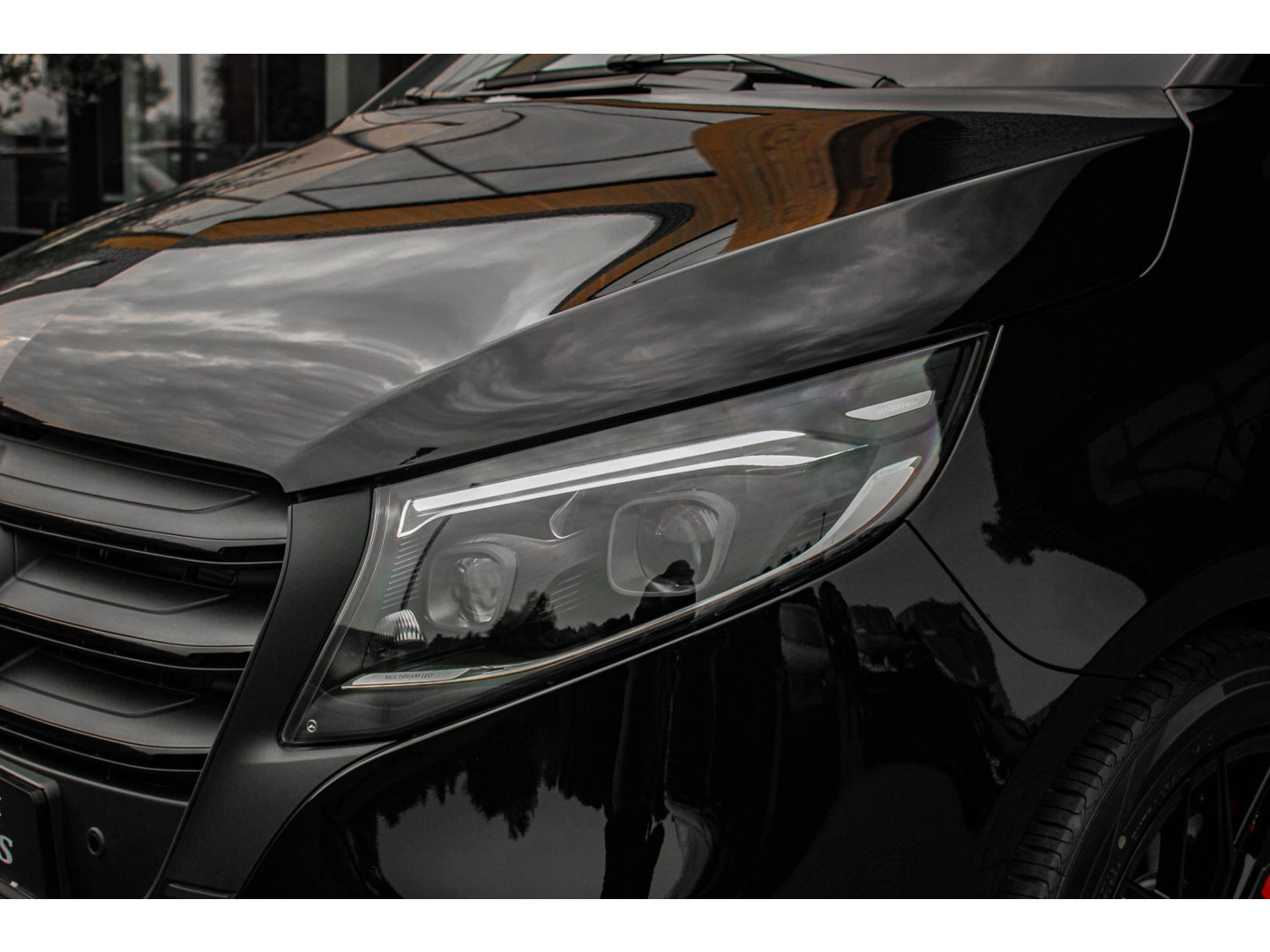 Mercedes-Benz Mercedes-Benz