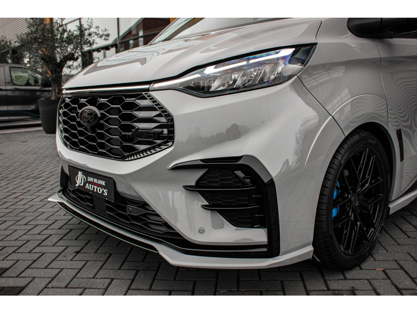 Ford Ford