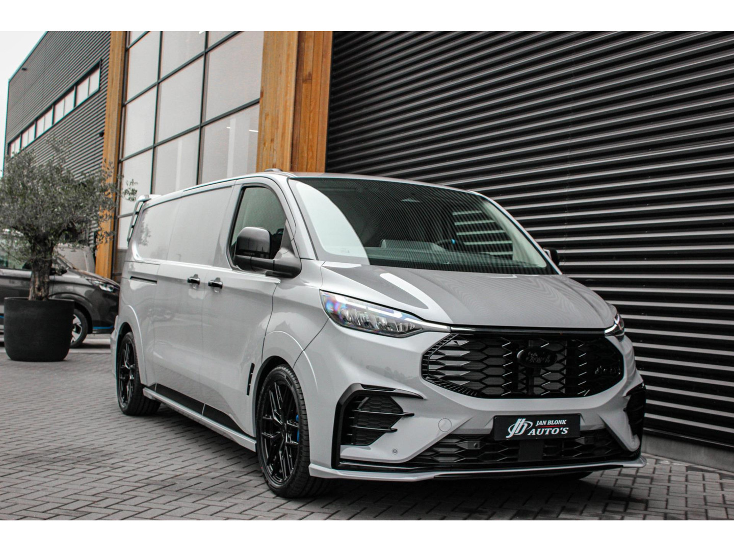 Ford Ford