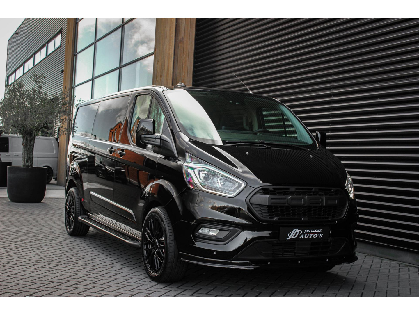 Ford Ford
