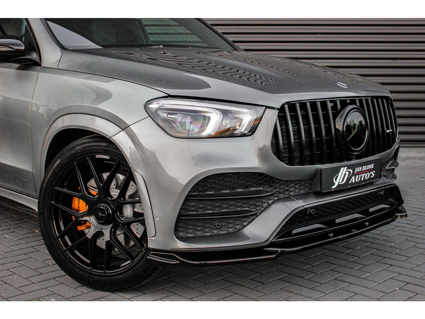 Mercedes-Benz Mercedes-Benz
