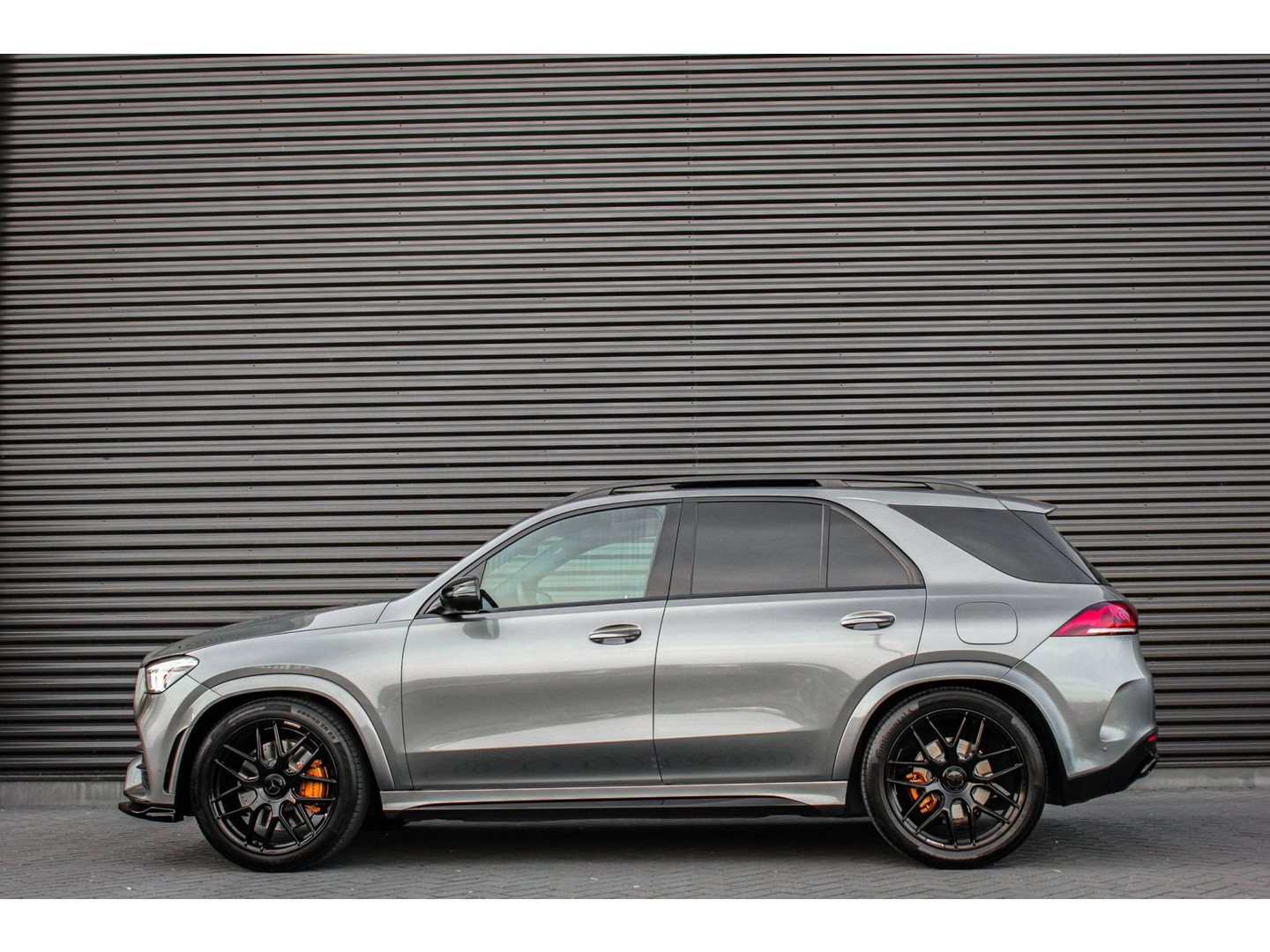 Mercedes-Benz Mercedes-Benz