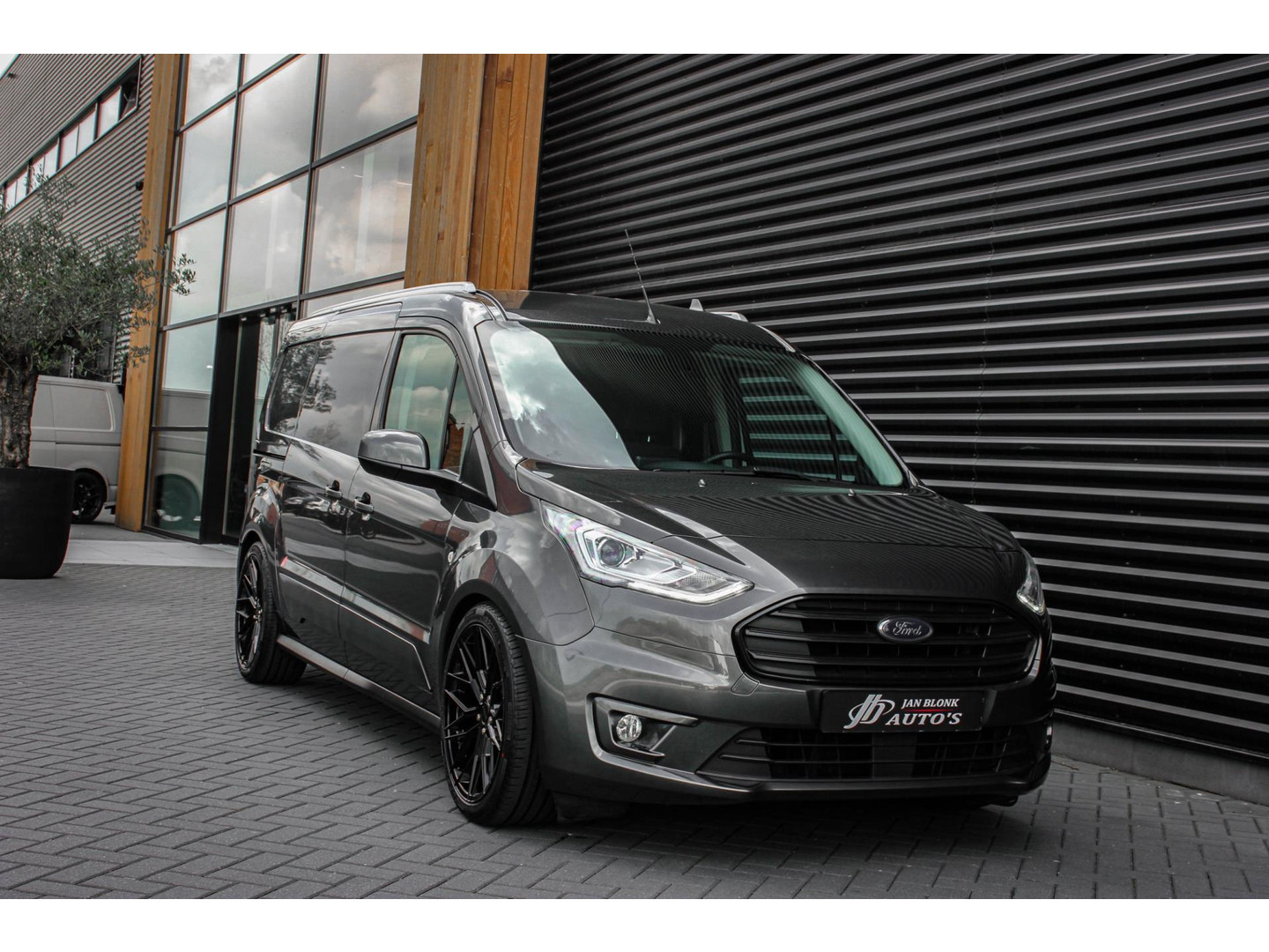 Ford Ford