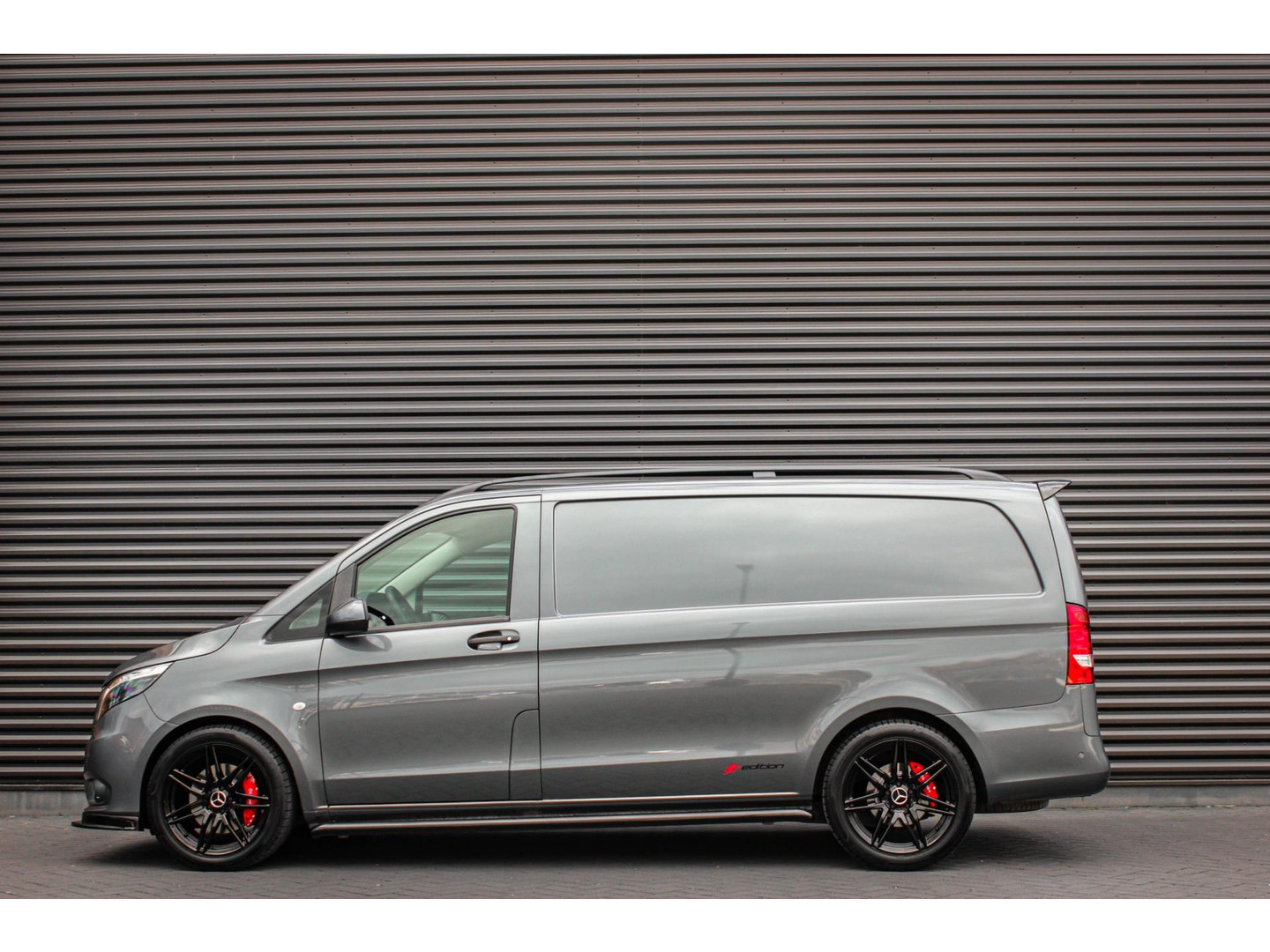 Mercedes-Benz Mercedes-Benz