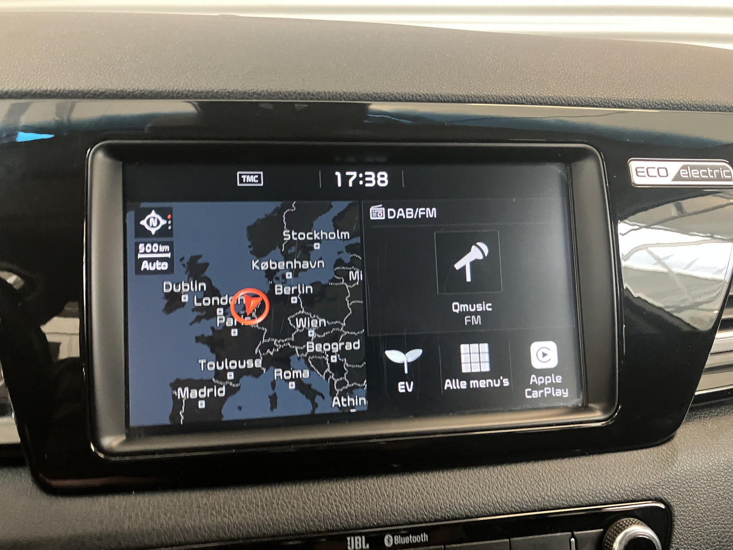 Kia