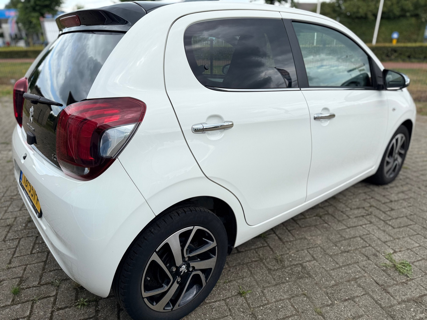 Peugeot