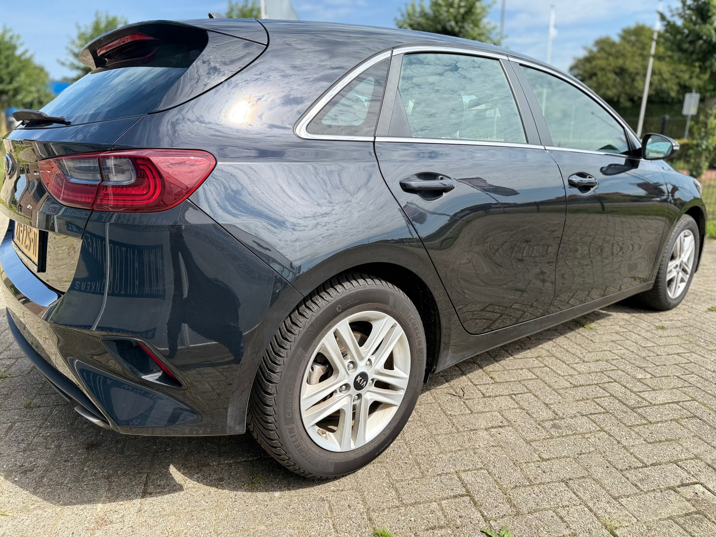Kia