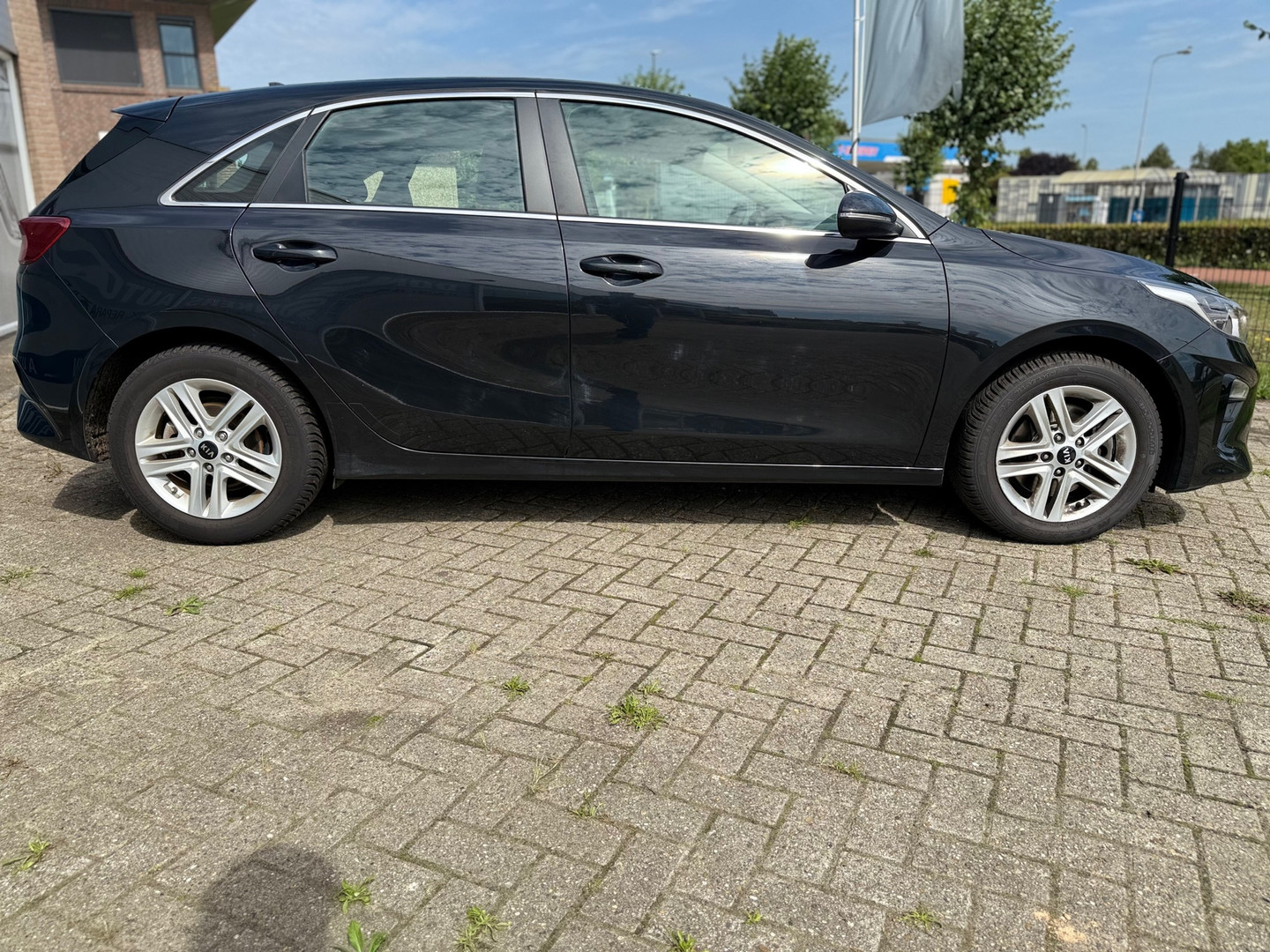 Kia