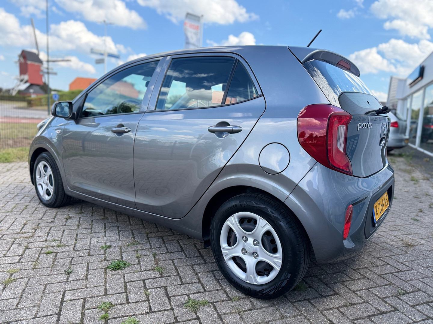 Kia