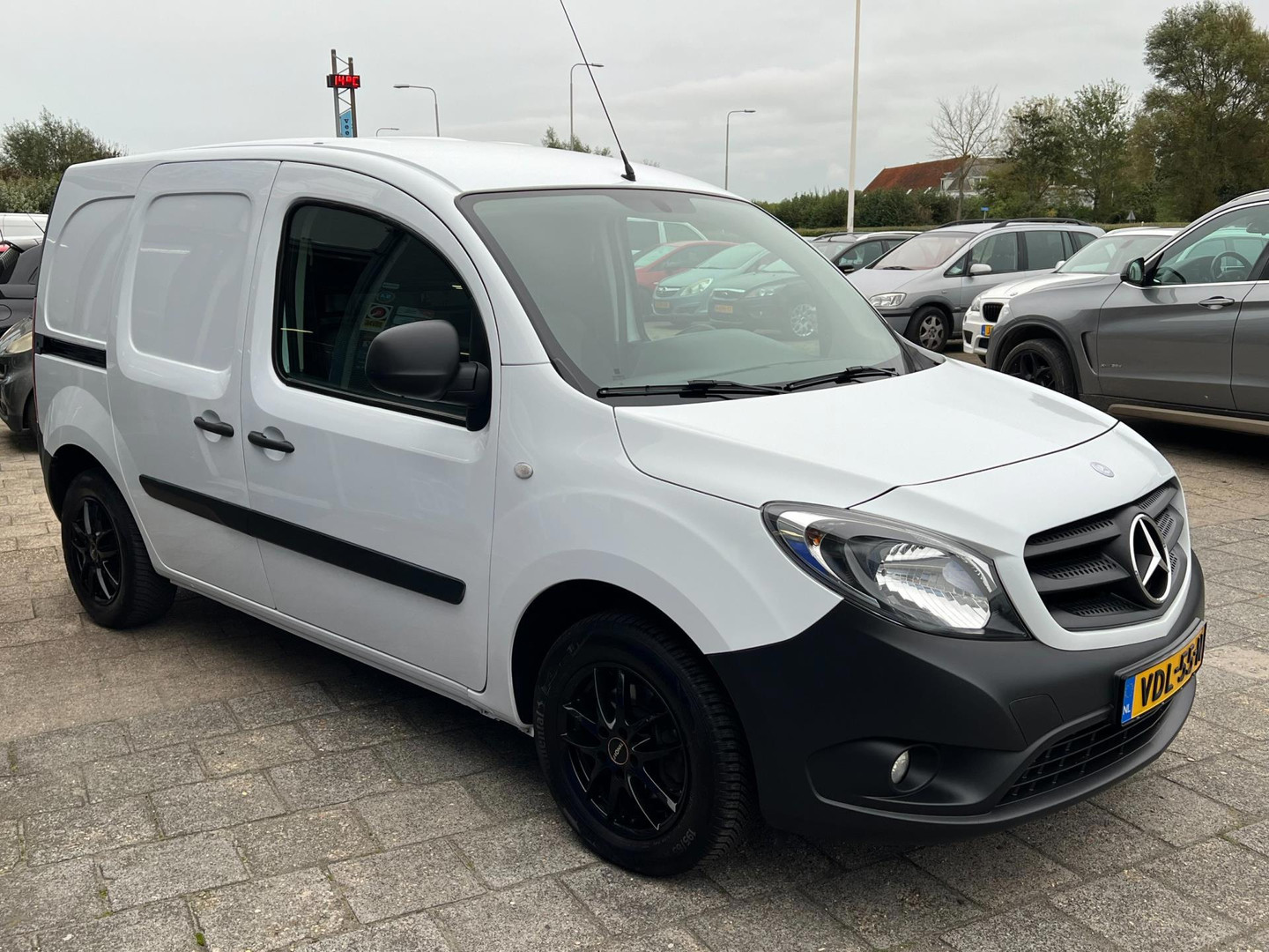 Mercedes-Benz