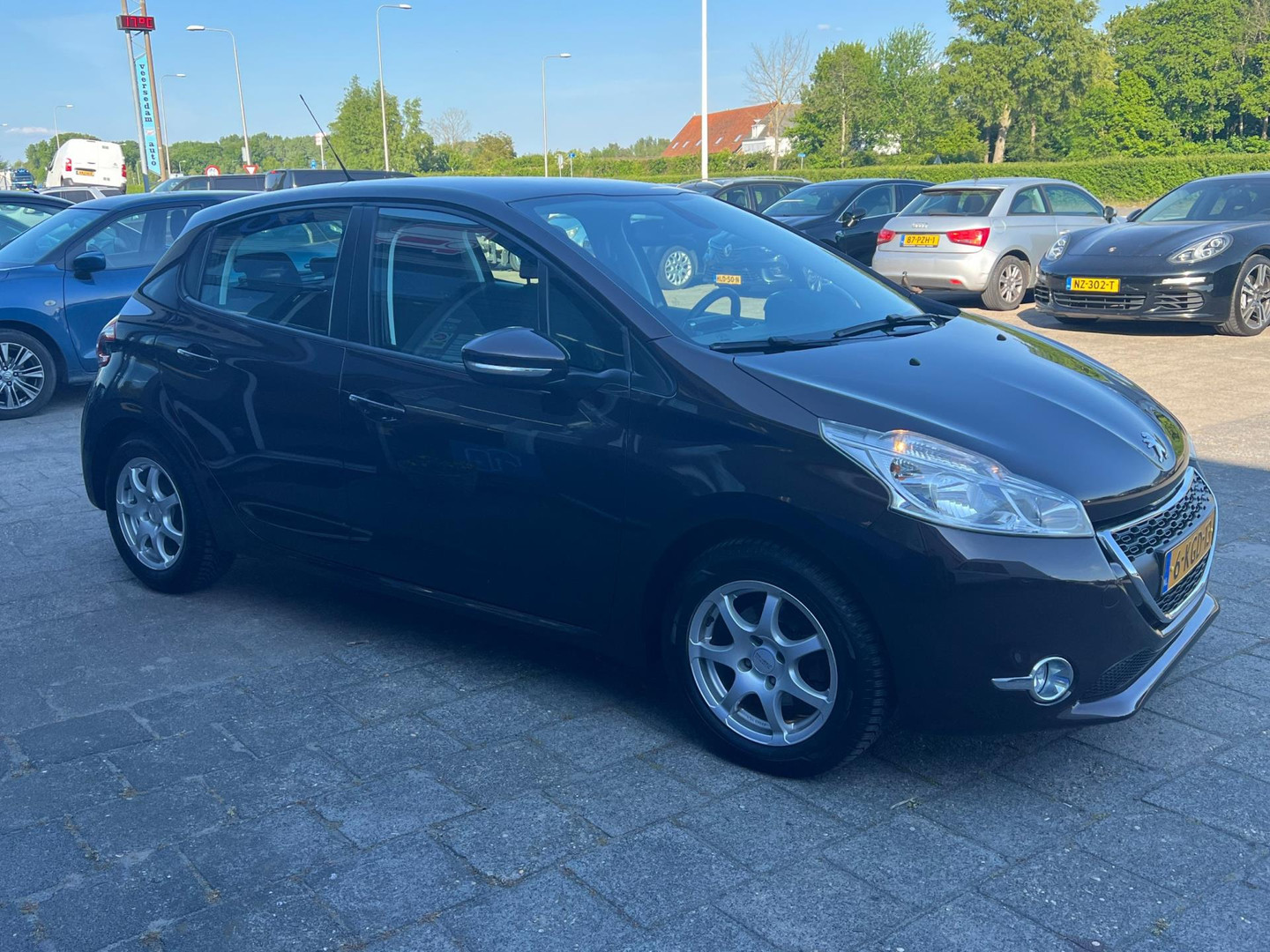 Peugeot