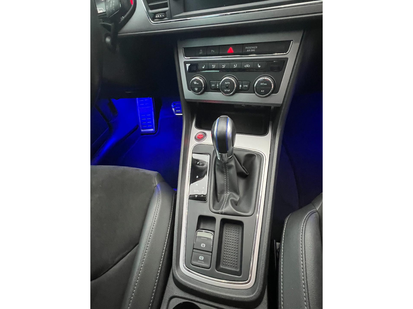 SEAT
