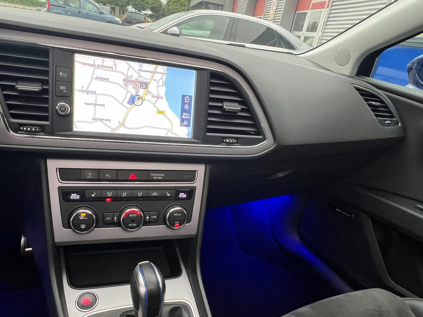 SEAT