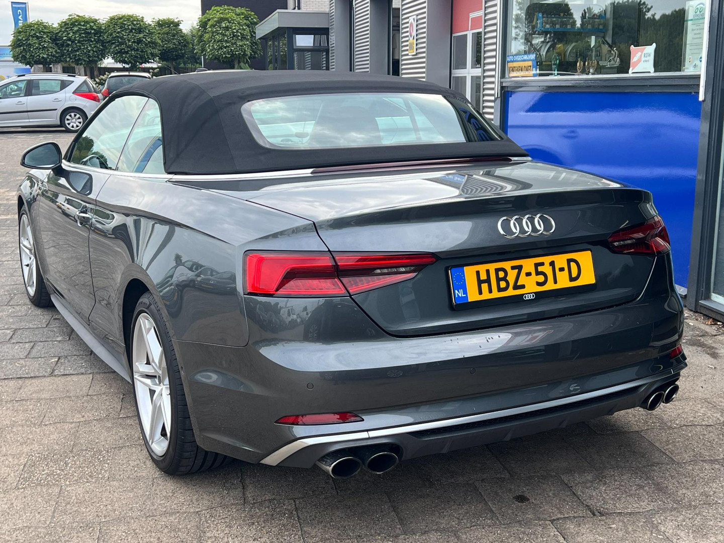 Audi
