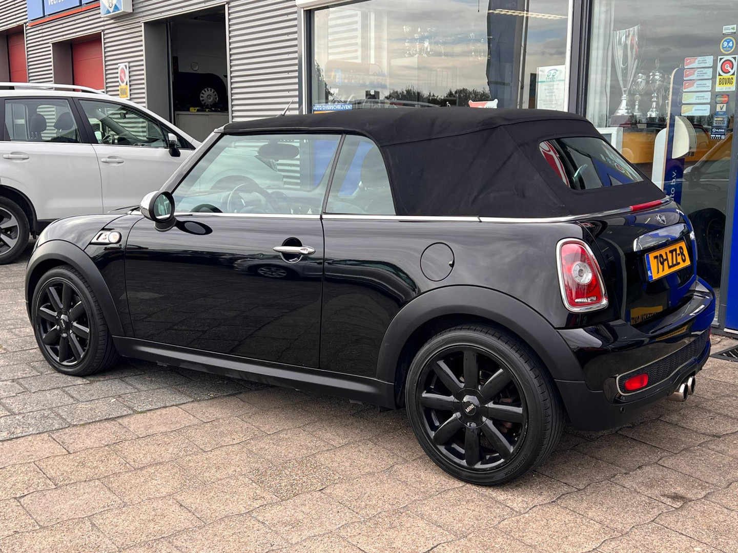 MINI