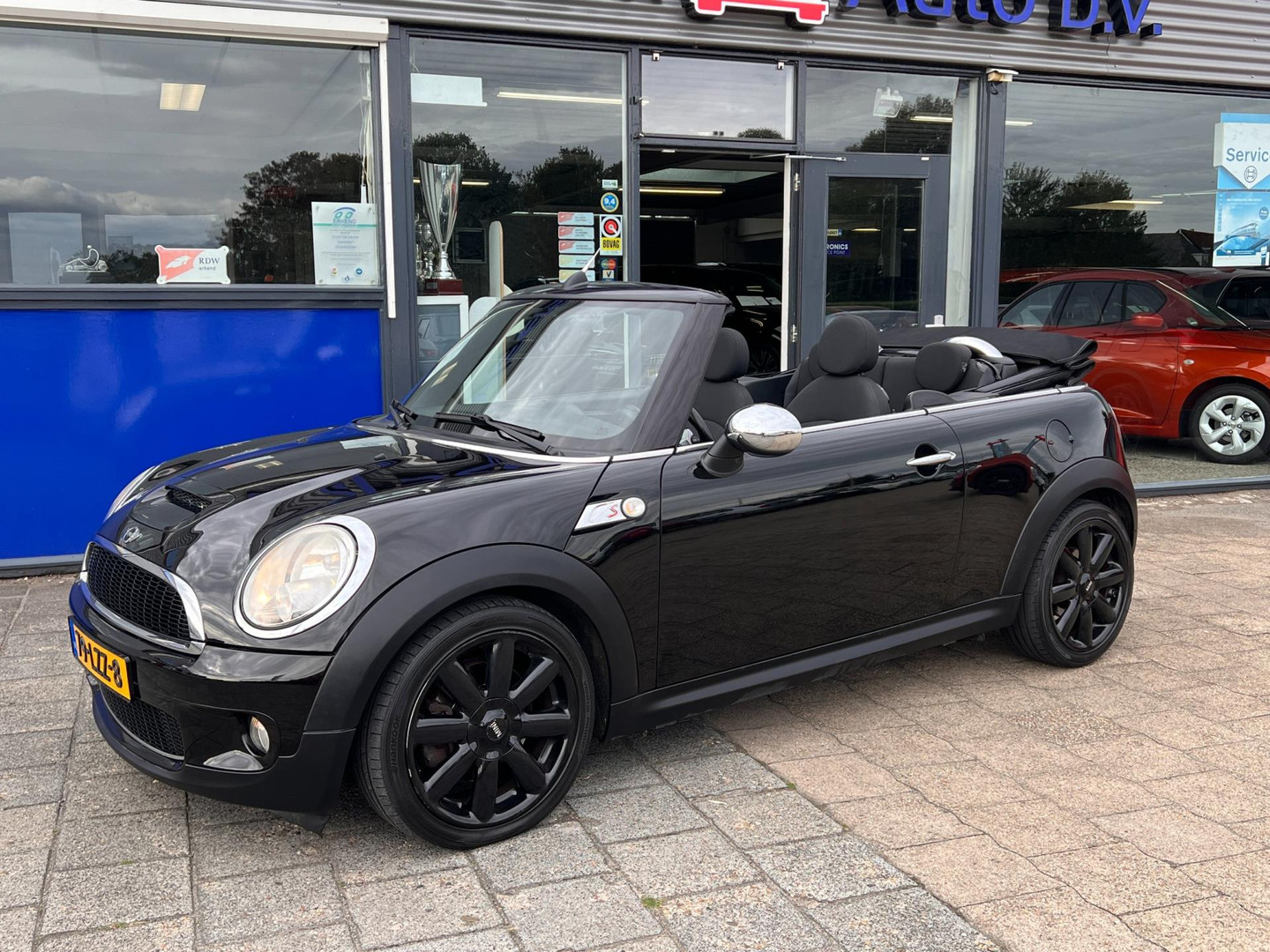 MINI