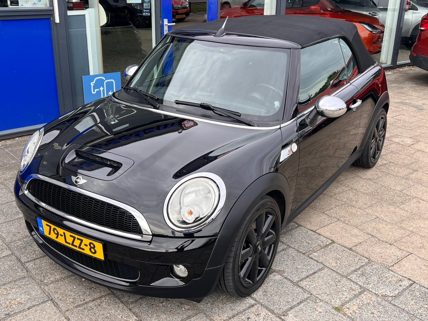 MINI