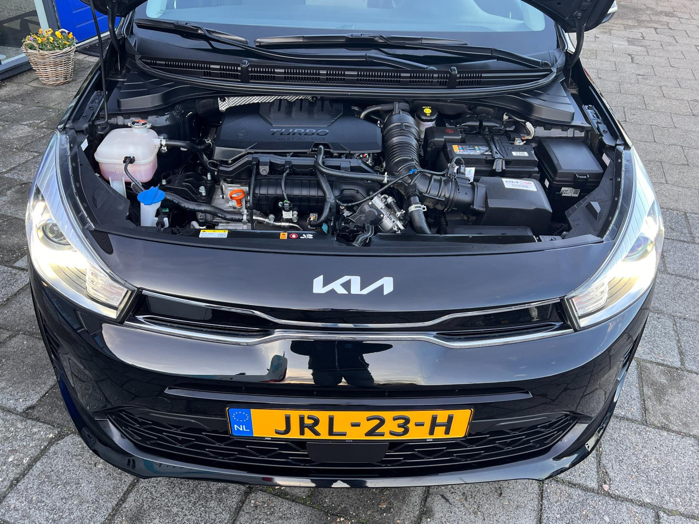 Kia