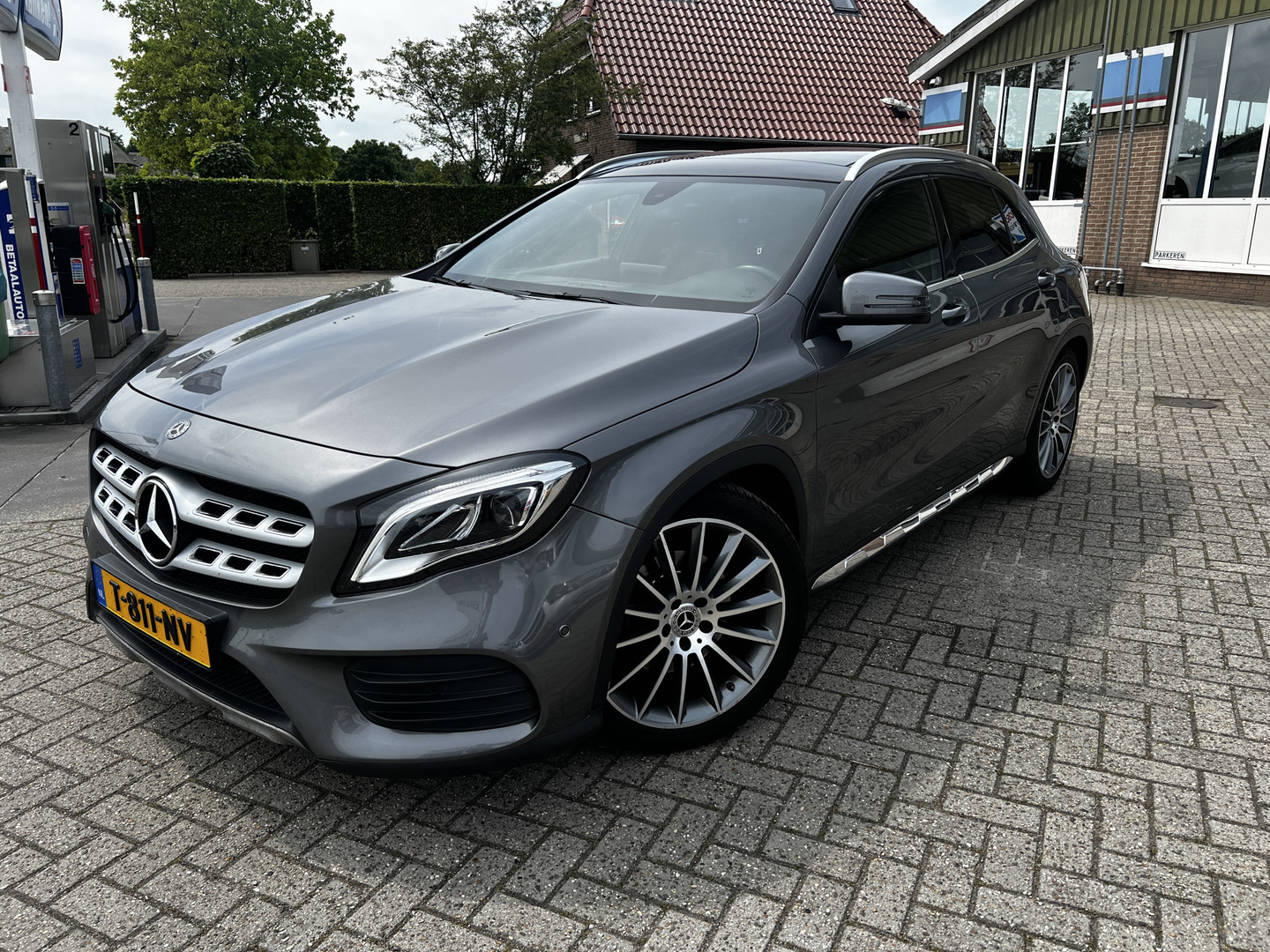 Mercedes-Benz