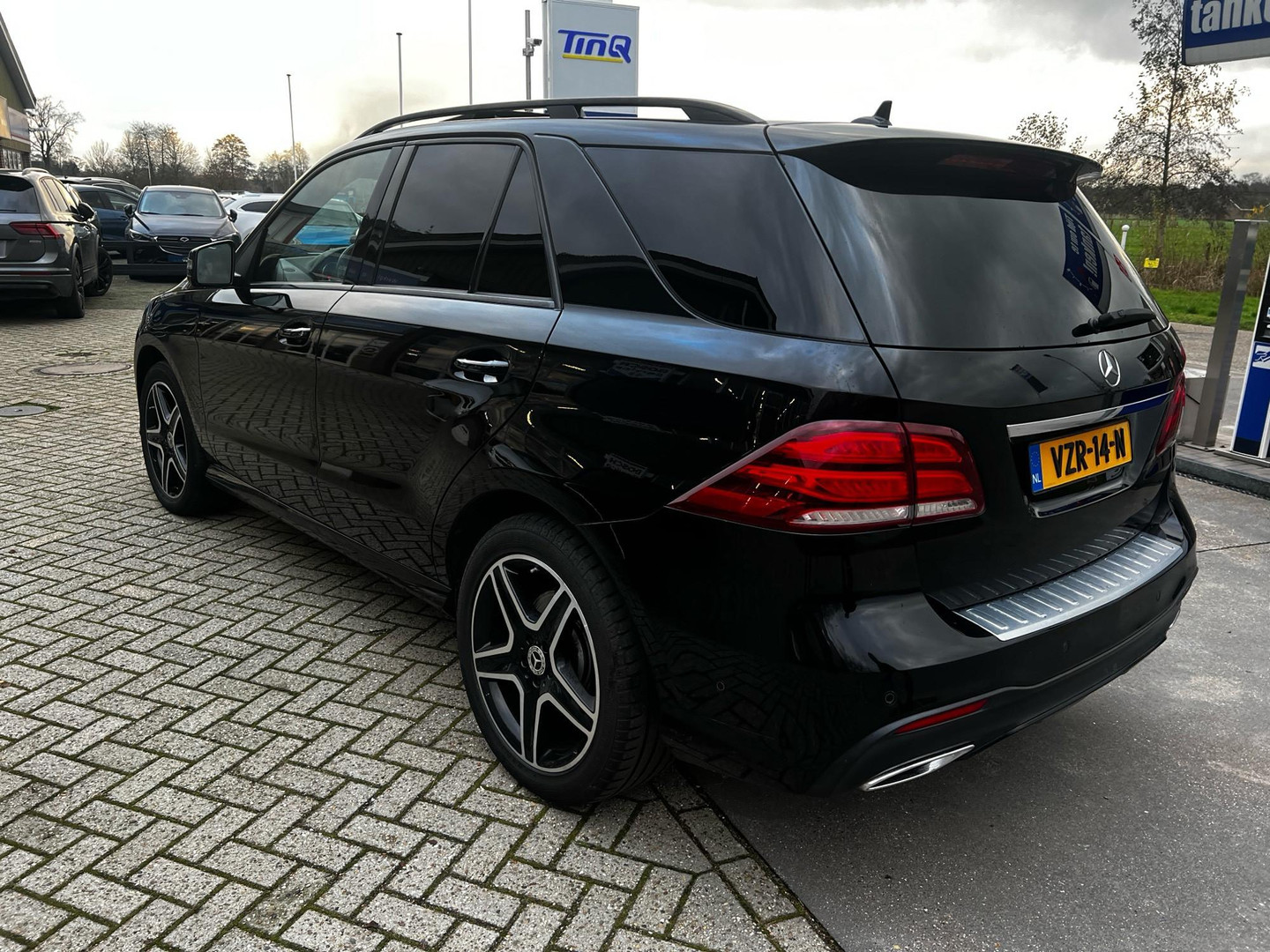 Mercedes-Benz Mercedes-Benz