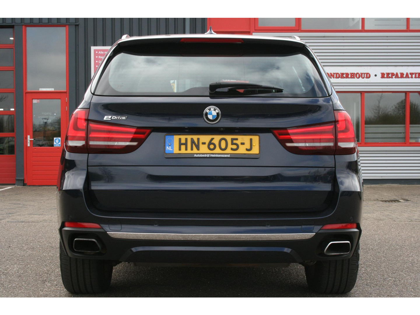 BMW BMW