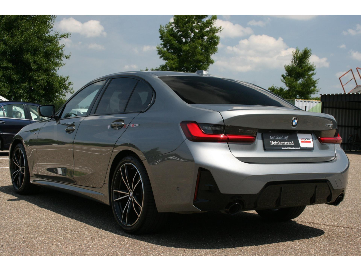 BMW