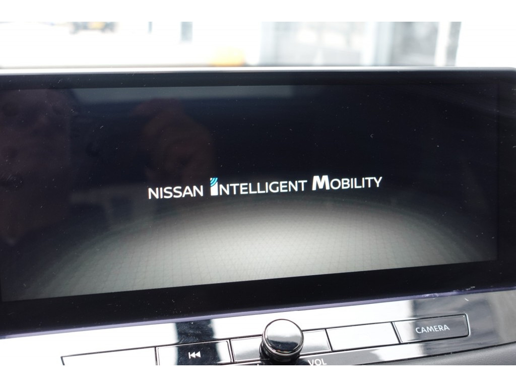 Nissan Nissan