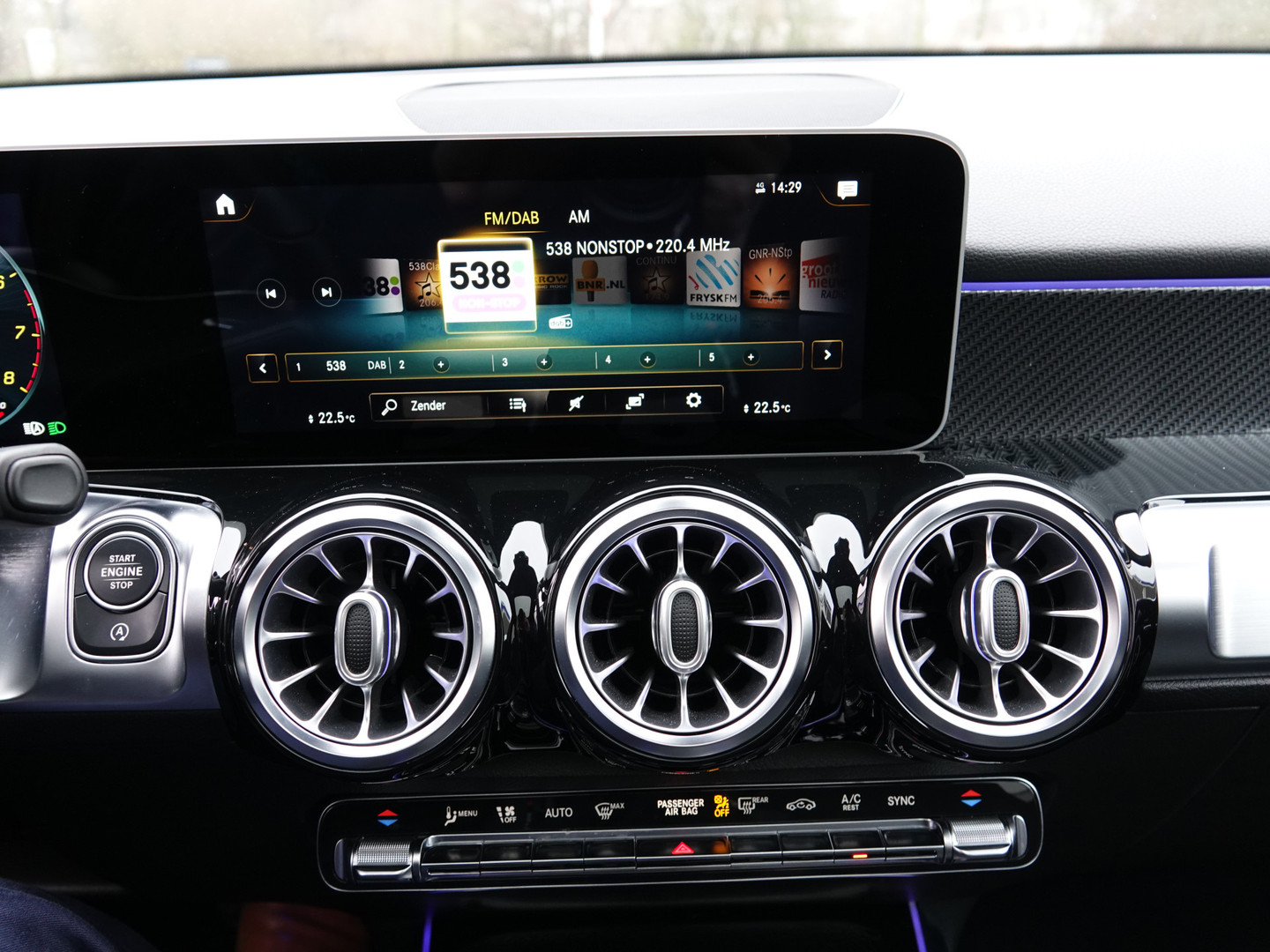 Mercedes-Benz Mercedes-Benz