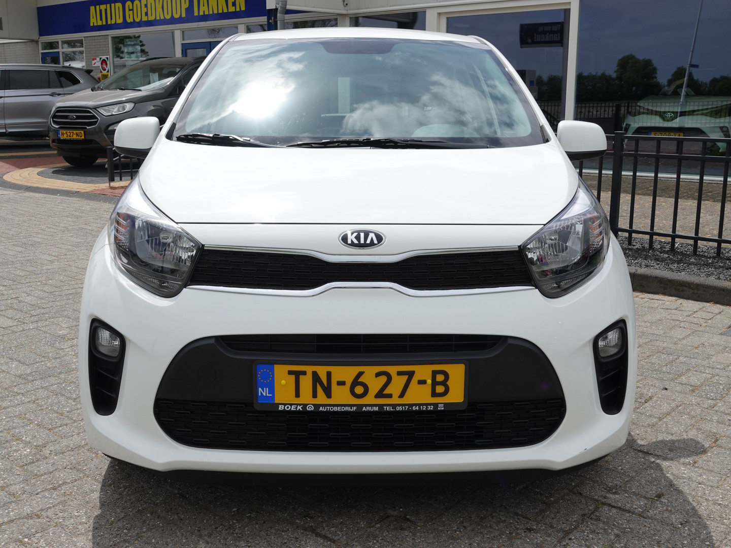 Kia