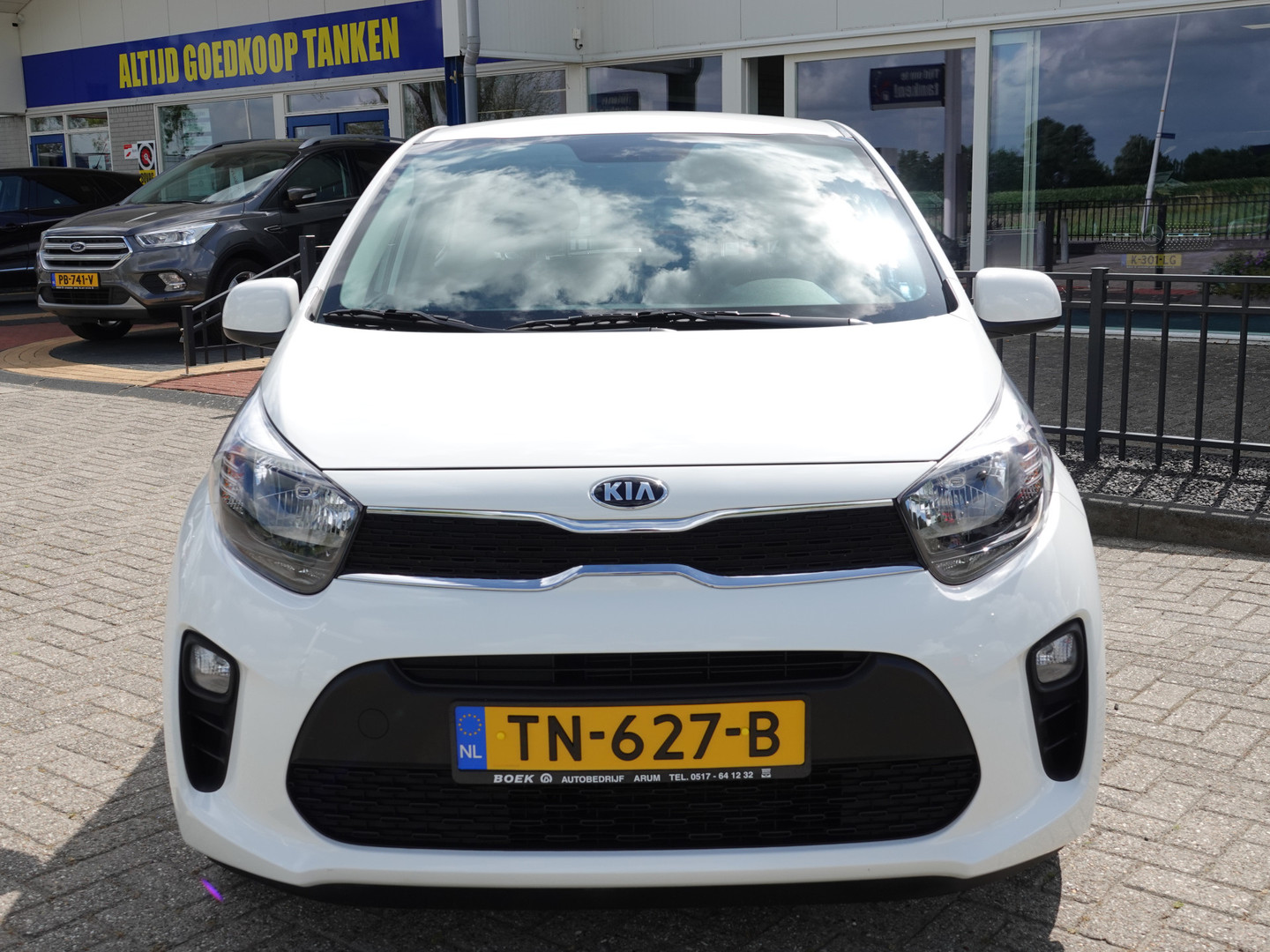 Kia