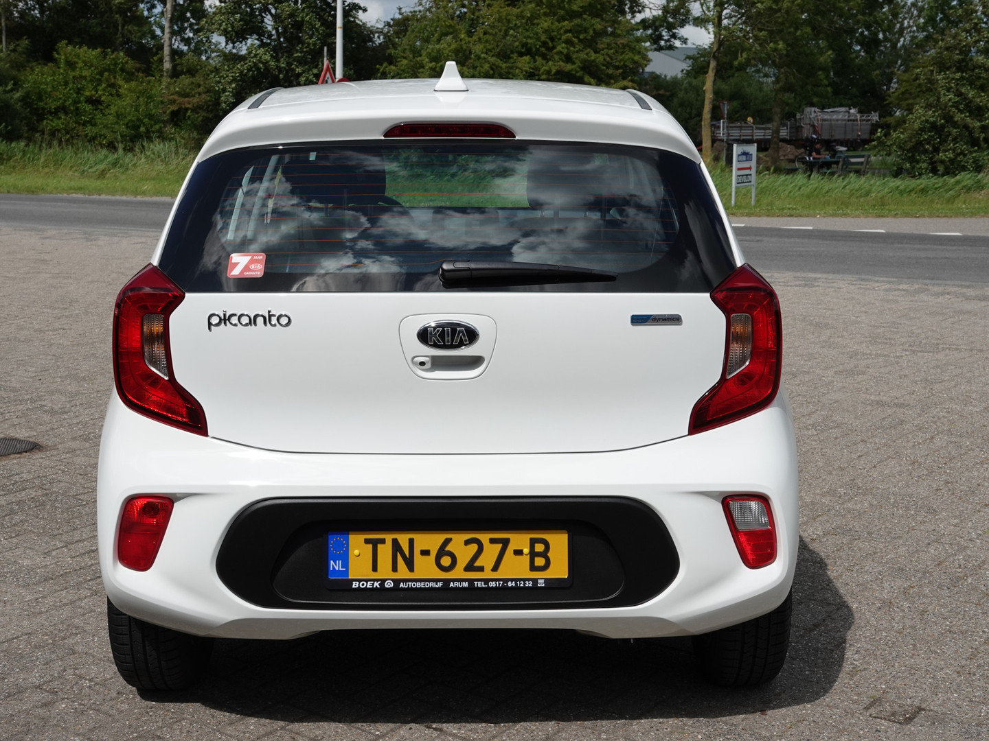 Kia