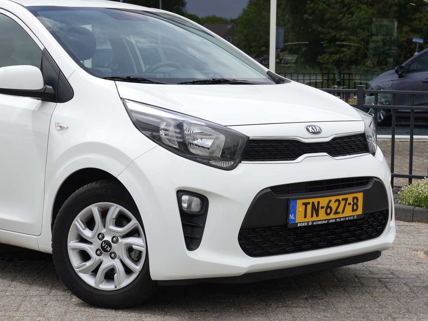 Kia
