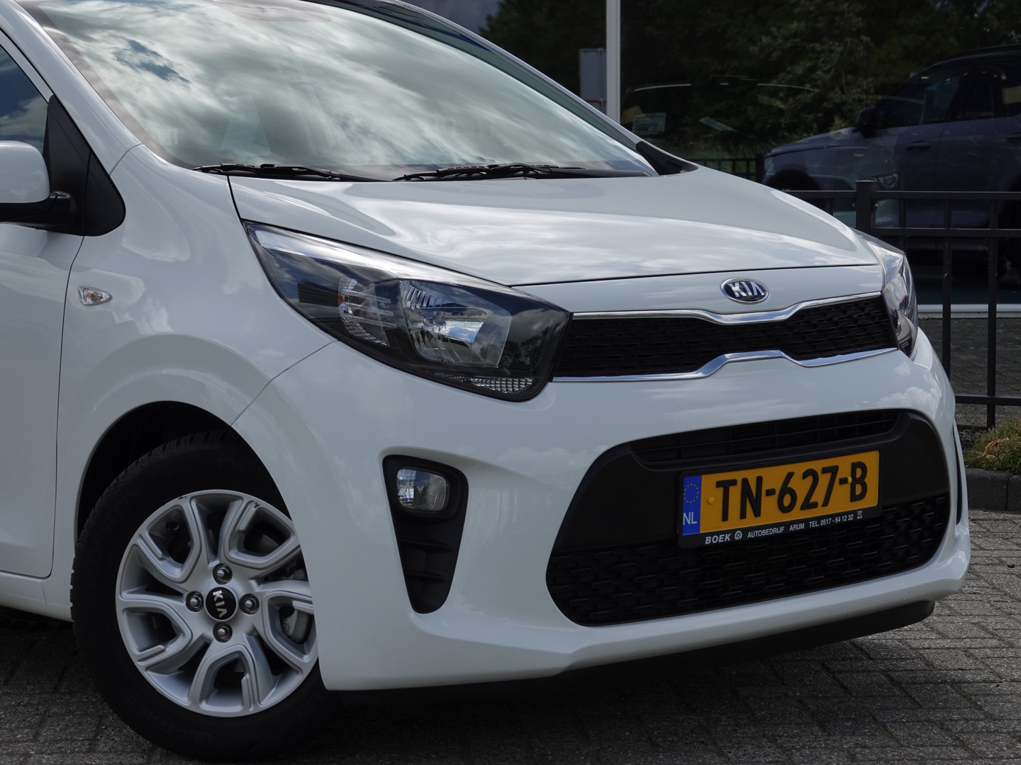 Kia